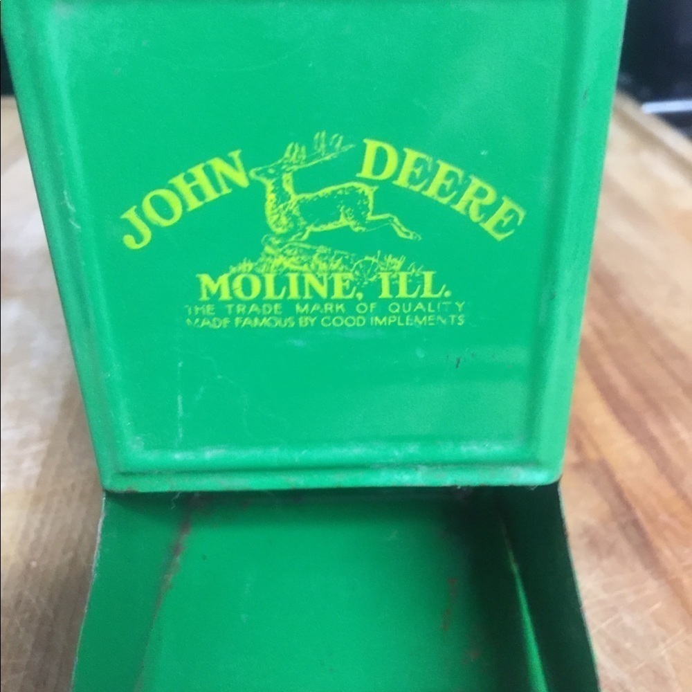 John‎ Deere matches holder collectible Moline Illinois tractor farm house - Picture 2 of 6